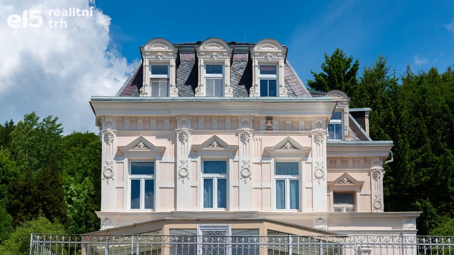 Prodej vily 701 m², Karlovy Vary