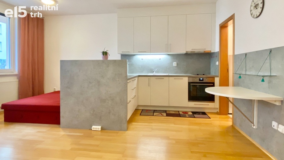 Pronájem byty 1+kk, 37 m² - Praha - Kunratice