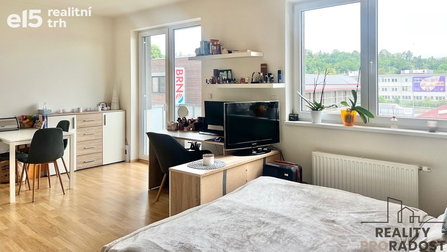 Pronájem byty 1+kk, 38 m² - Brno-Královo Pole