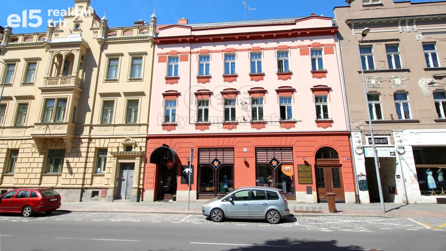 Pronájem byty 1+kk, 27 m² - Hradec Králové