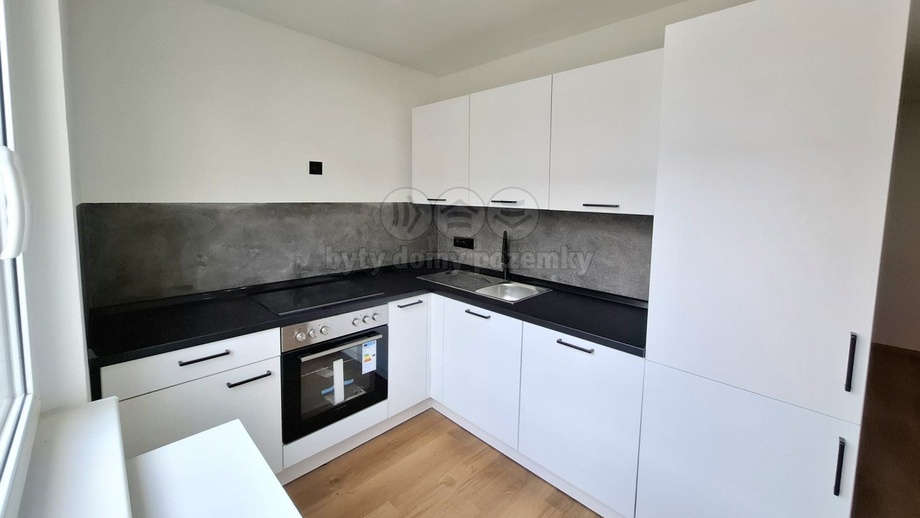 Prodej bytu 2+1 56 m², Habartov