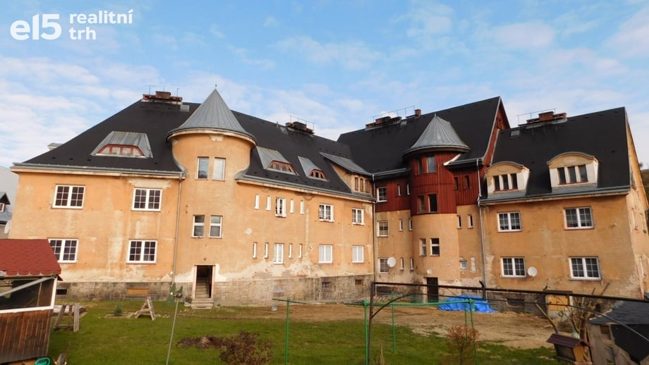 Pronájem byty 2+kk, 48 m² - Smržovka
