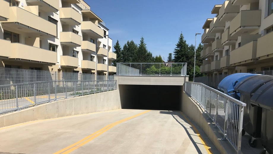 Pronájem garážového stání 14 m², Olomouc
