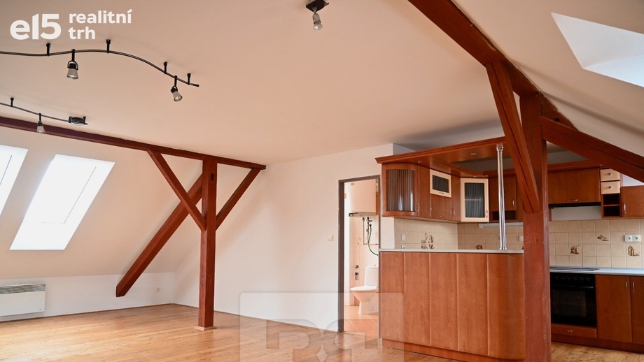 Pronájem byty 1+kk, 50 m² - Vyškov-Předměstí