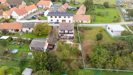 Prodej stavebního pozemku 1 303 m², Radošovice u Českých Budějovic