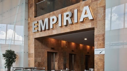 Pronájem kanceláře 906 m², Praha 4