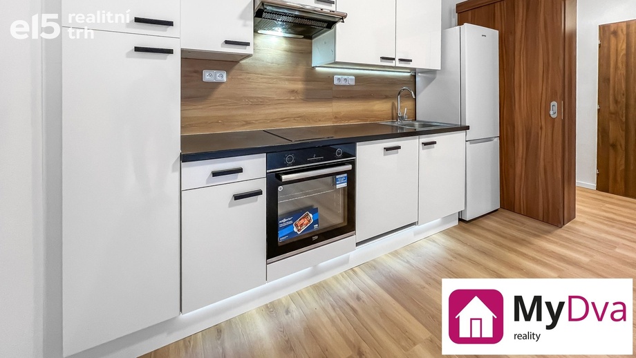 Pronájem byty 2+kk, 39 m² - Znojmo