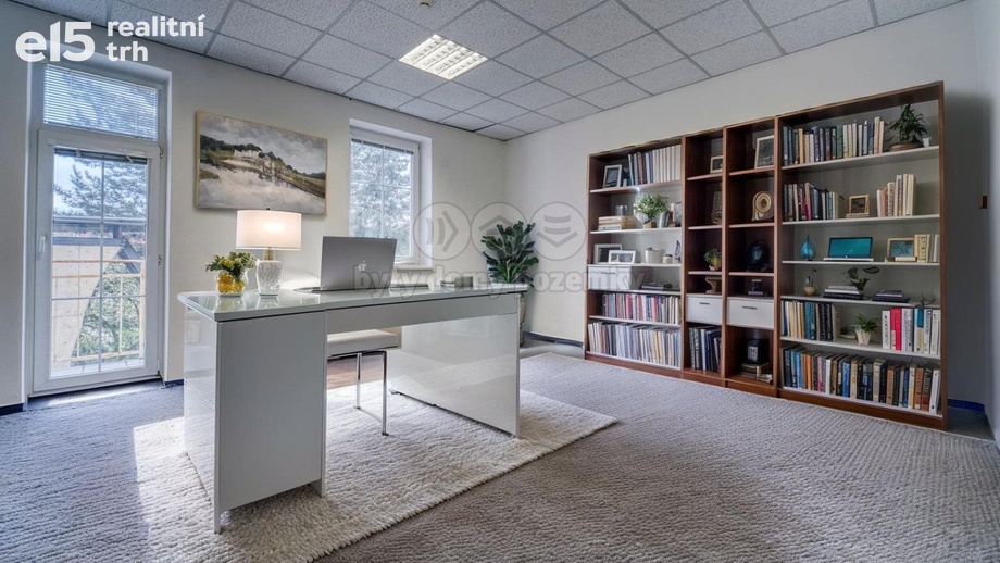Pronájem kanceláře, 94 m² - Plzeň - Východní Předměstí
