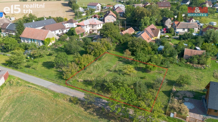 Prodej pozemky pro bydlení, 600 m² - Žáky - Štrampouch