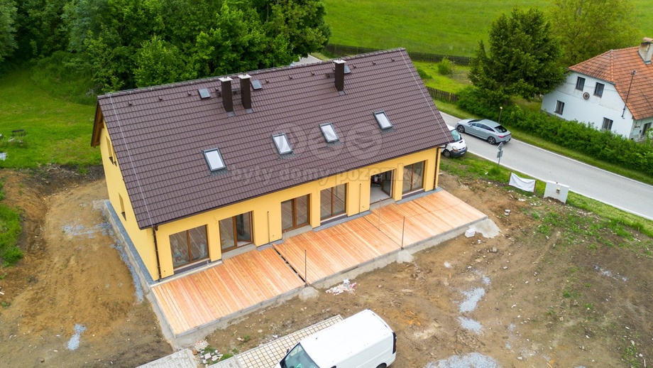Prodej bytu 3+kk 83 m², Černá v Pošumaví