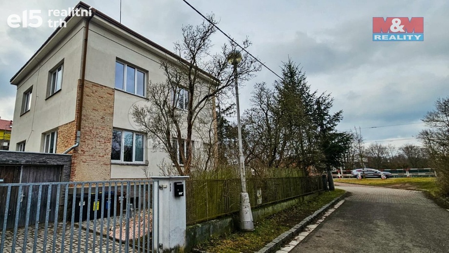 Pronájem atypické byty, 19 m² - Hradec Králové - Nový Hradec Králové