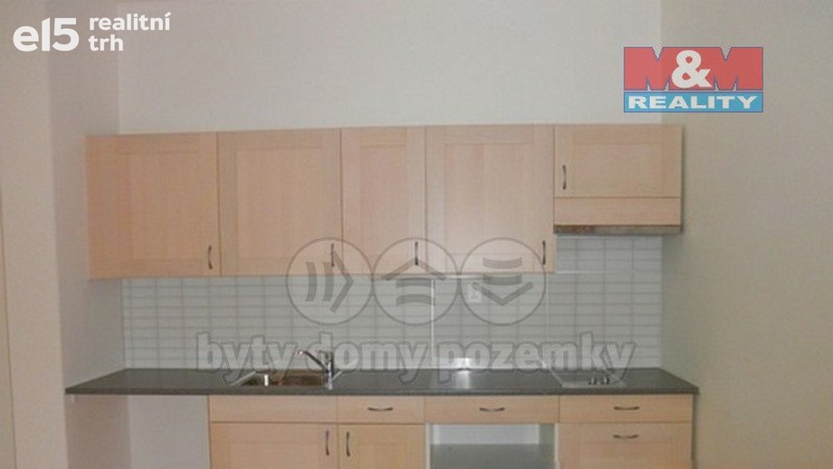 Pronájem byty 1+kk, 32 m² - Opava - Předměstí