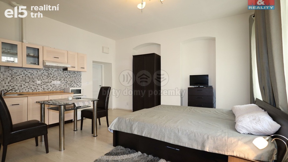 Pronájem byty 1+kk, 30 m² - Karlovy Vary