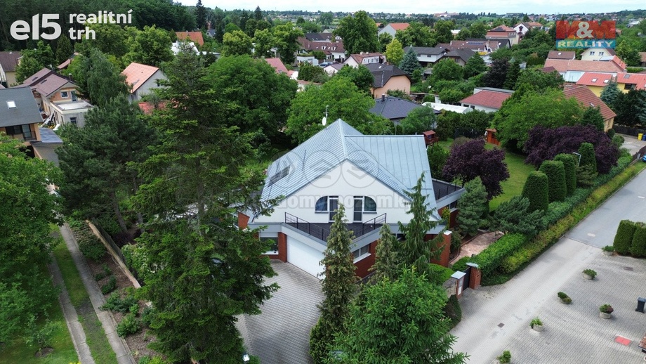 Prodej rodinné domy, 350 m² - Jirny - Nové Jirny