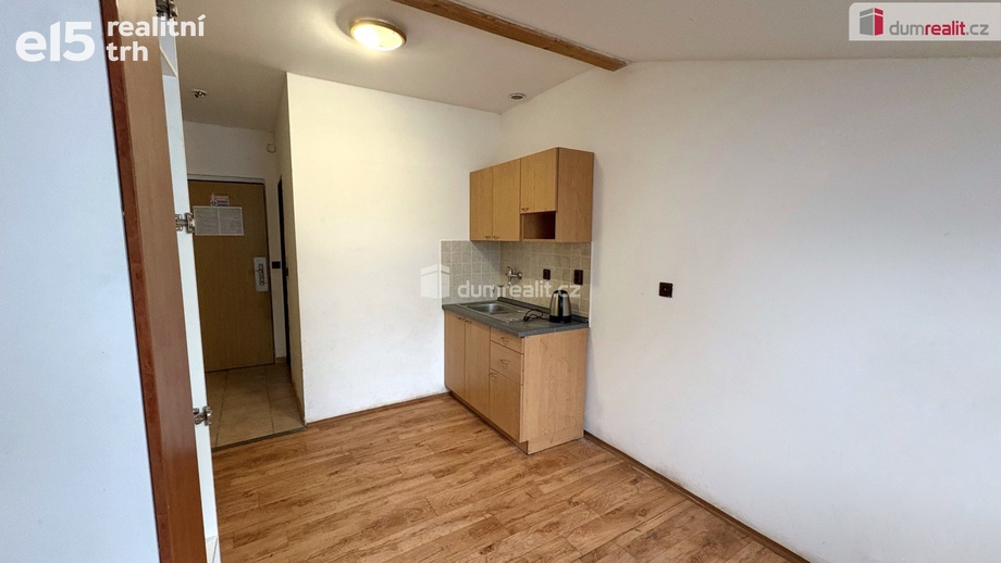 Pronájem byty 1+kk, 18 m² - Suchdol