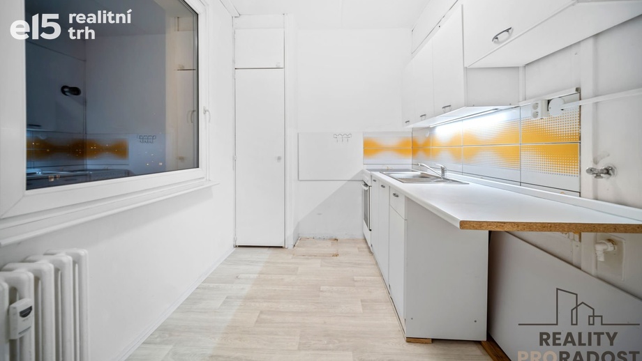 Pronájem byty 1+1, 34 m² - Pardubice III