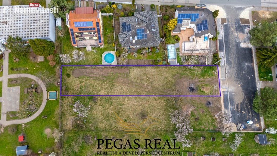 Prodej stavebního pozemku 957 m², Brno - Chrlice