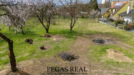 Prodej stavebního pozemku 1 807 m², Brno - Chrlice