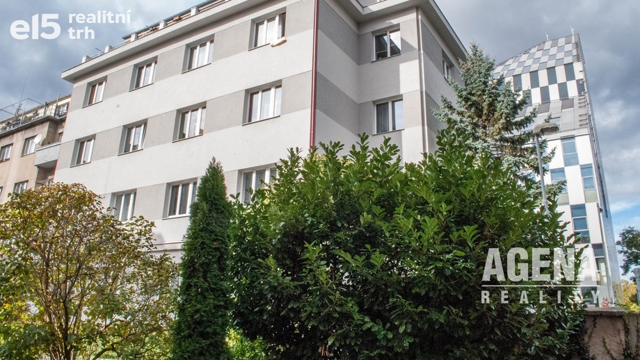 Pronájem byty 2+1, 66 m² - Praha - Vinohrady