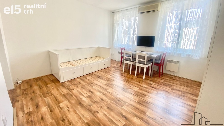 Pronájem byty 1+kk, 31 m² - Olomouc