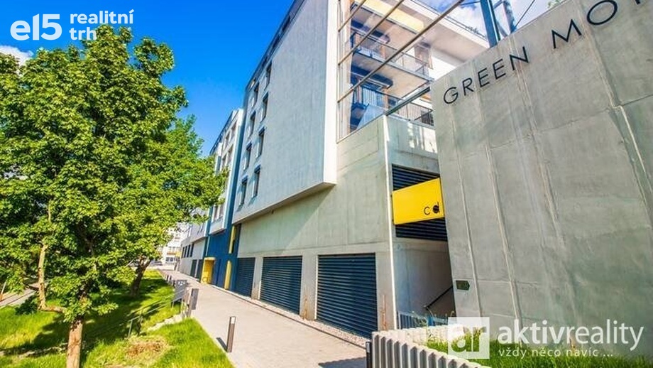 Pronájem byty 1+kk, 30 m² - Praha - Motol