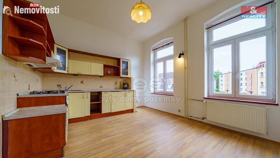 Prodej bytu 1+1 43 m², Cheb