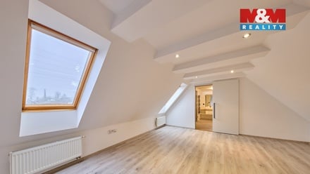 Pronájem rodinného domu 100 m², Trutnov - Voletiny