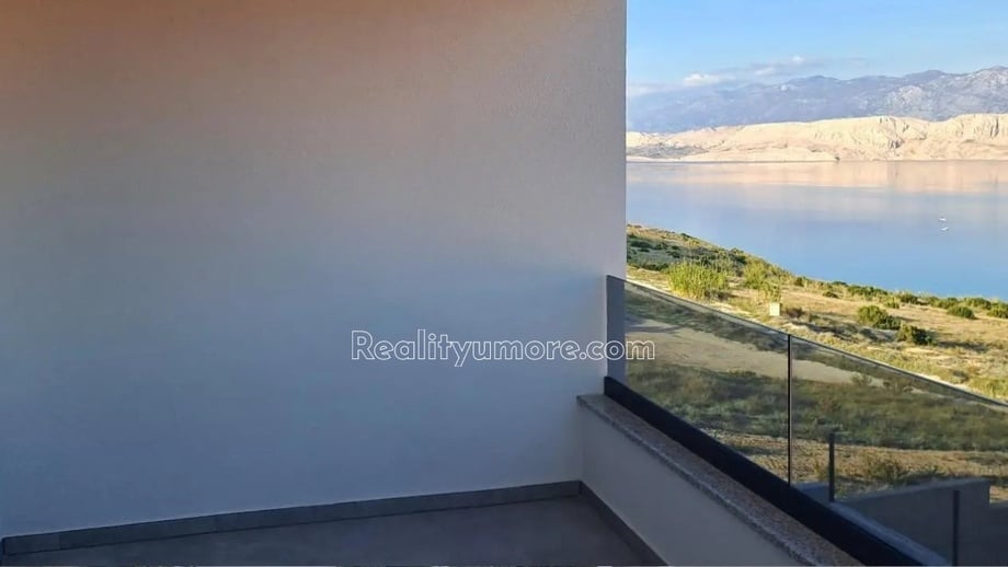 Prodej byty 3+kk, 57 m² - Pag