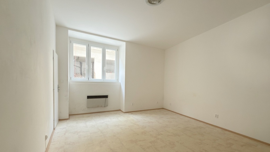 Prodej bytu 1+kk 33 m², Praha - Holešovice
