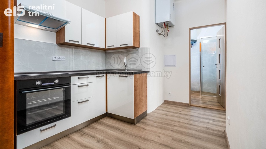 Pronájem byty 2+1, 60 m² - Praha - Strašnice