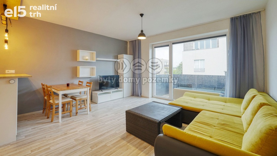 Pronájem byty 2+kk, 58 m² - Plzeň - Valcha