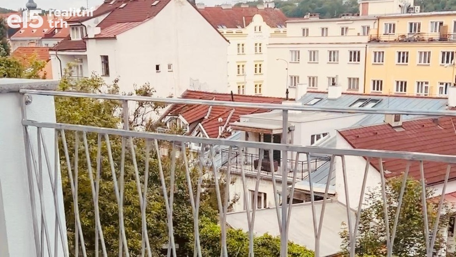 Pronájem byty 2+kk, 81 m² - Praha - Břevnov