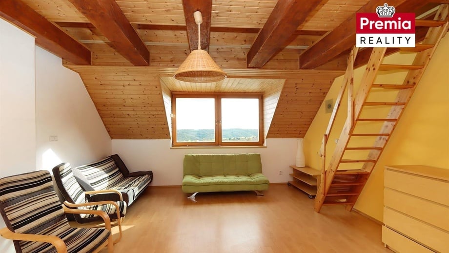Pronájem byty 2+kk, 57 m² - Znojmo