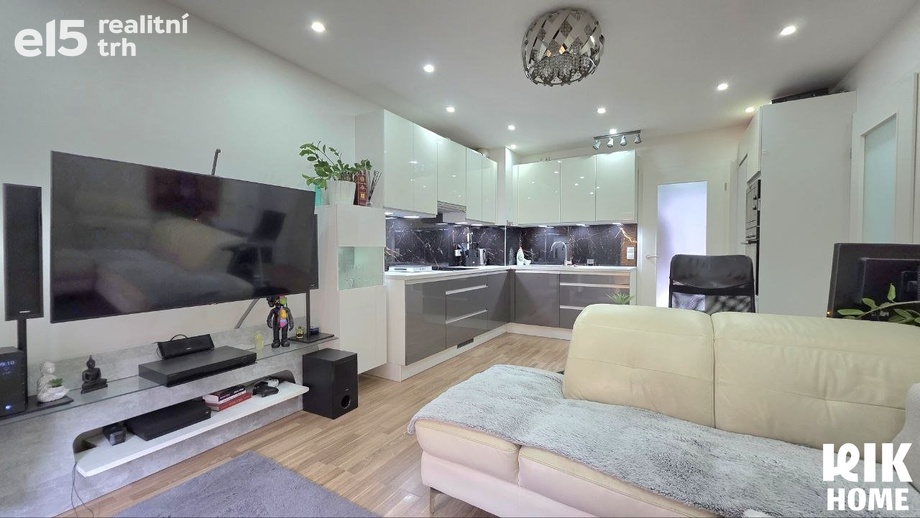 Pronájem bytu 3+kk 66 m², Praha - Libeň
