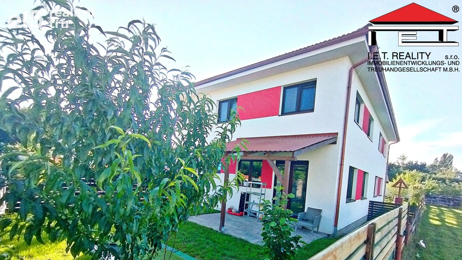 Pronájem rodinného domu 130 m², Měšice