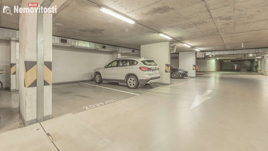 Pronájem garáže 15 m², Praha 9