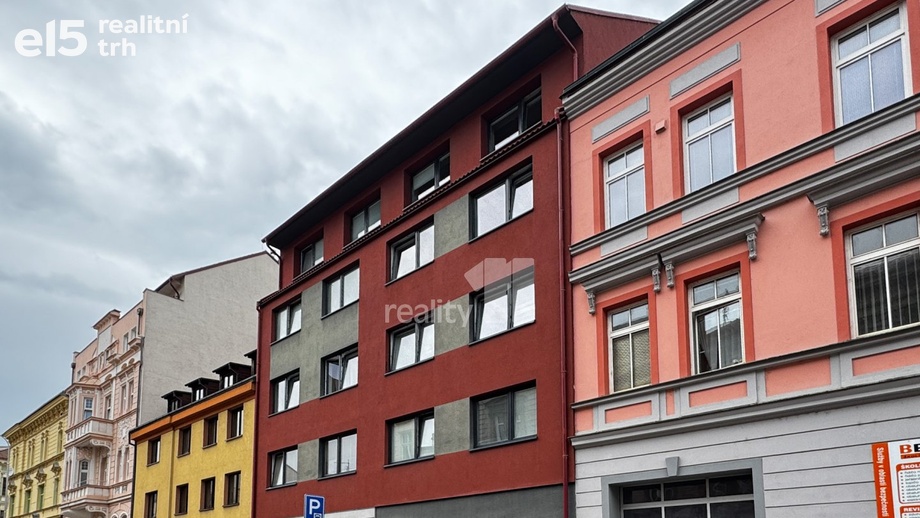 Pronájem byty 1+kk, 33 m² - Plzeň - Jižní Předměstí