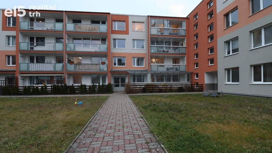 Prodej bytu 4+kk 93 m², Praha - Újezd u Průhonic