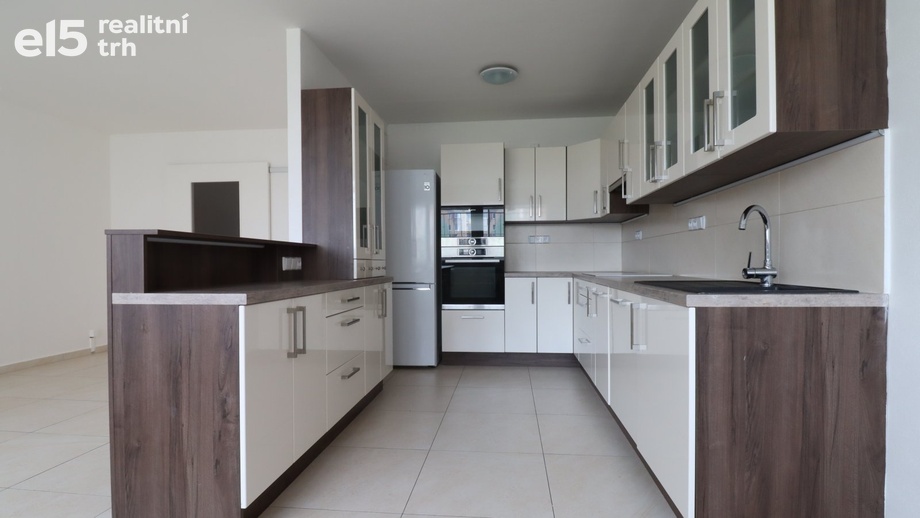 Prodej bytu 4+kk 93 m², Praha - Újezd u Průhonic