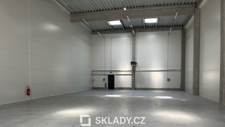 Pronájem skladu 444 m², Brno-Černovice