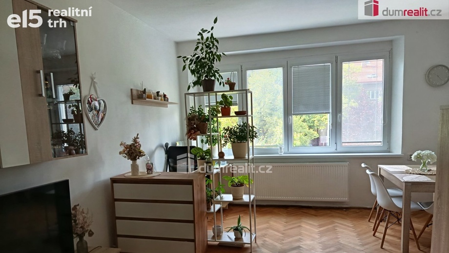 Pronájem byty 2+1, 53 m² - Praha - Podolí