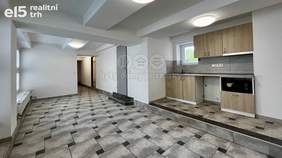 Pronájem byty 2+kk, 45 m² - Ústí nad Orlicí