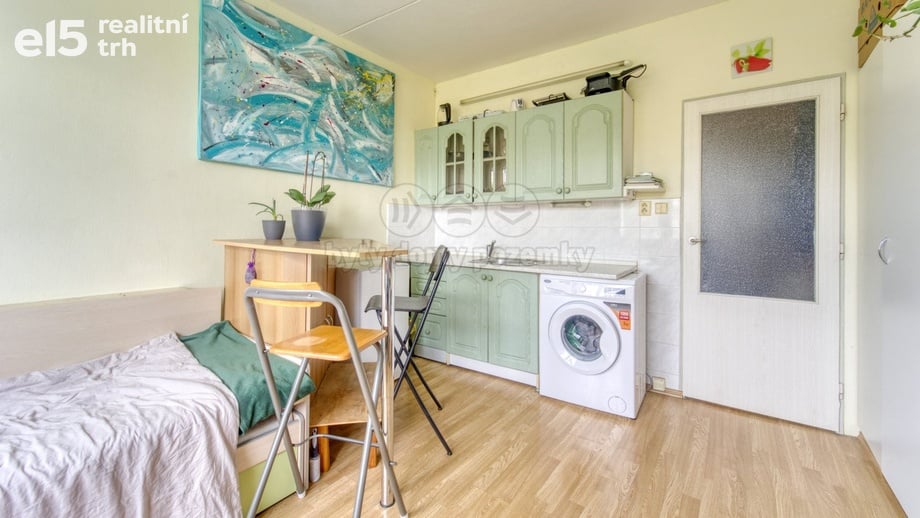 Pronájem byty 1+kk, 20 m² - Plzeň - Doubravka