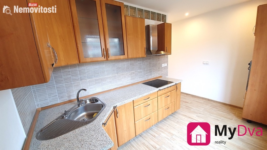 Pronájem bytu 2+1 56 m², Znojmo