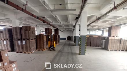 Pronájem skladu 835 m², Červený Kostelec