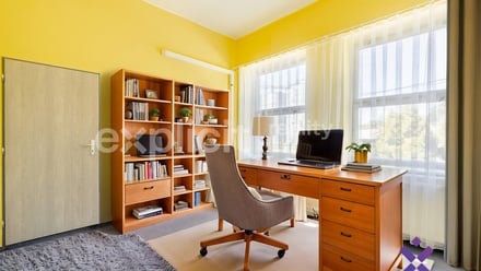 Prodej výrobního prostoru 1 837 m², Šardice