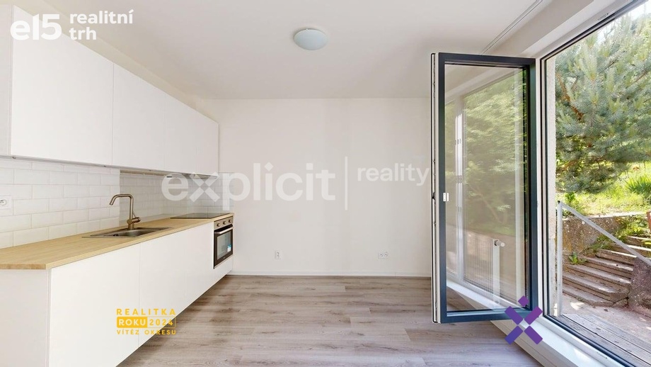 Pronájem byty 2+kk, 40 m² - Zlín
