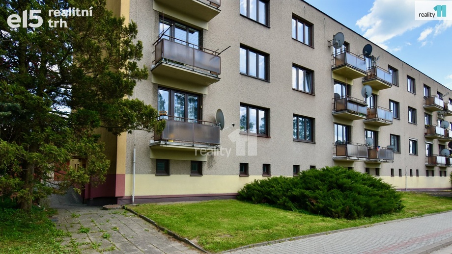 Pronájem byty 3+1, 68 m² - Police nad Metují