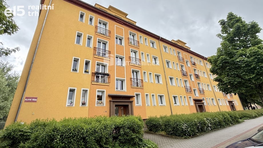 Prodej byty 2+1, 65 m² - Ostrov