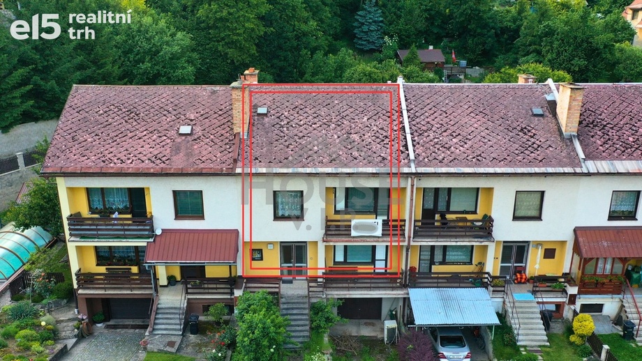 Prodej rodinné domy, 220 m² - Rovensko pod Troskami